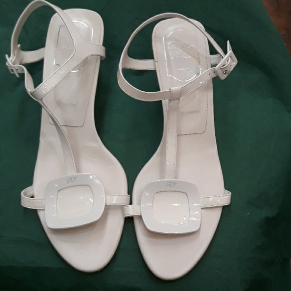 Rodger vivier Shoes - Rodger vivier t-strap sandals size 10
